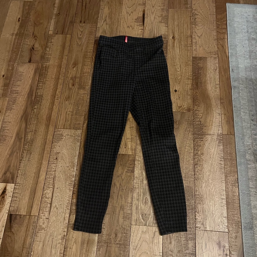NWOT spanx leggings in Houndstooth print